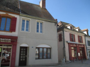 Gîte Indépendant avec Cour Close, WiFi et Chauffage Compris – Proche Montluçon et Néris-les-Bains - FR-1-489-27